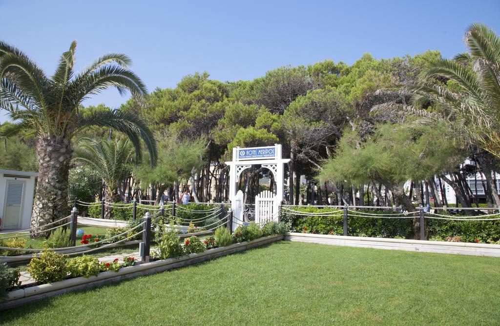 Hotel Meripol Alba Adriatica Buitenkant foto